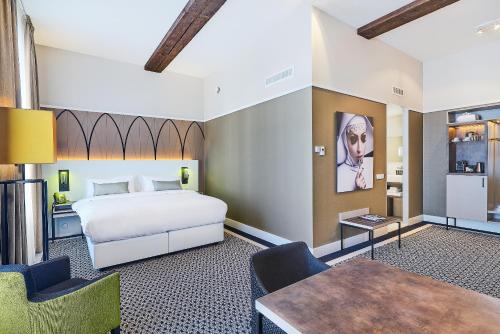 Hotel Nassau Breda, Autograph Collection - Guest Feedback and Highlights