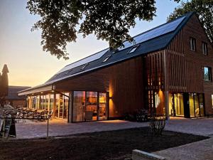 Hotel the White Fen - Guest Ratings and Reviews