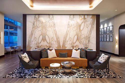 Hyatt Centric Sacramento Downtown - Dining and Culinary Offerings