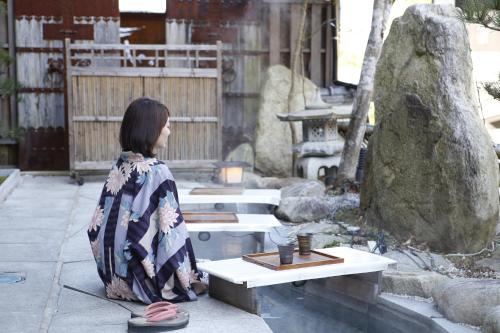 Kikunoya - Dining and Cuisine