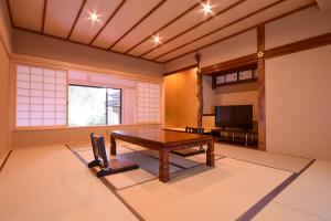 Koyasan Shukubo Saizenin - Koyasan Temple Lodge - Facilities and Amenities