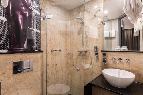 Leonardo Boutique Museumhotel Review