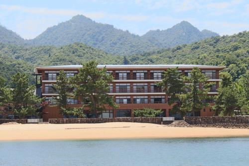 Miyajima Seaside Hotel - Dining Options