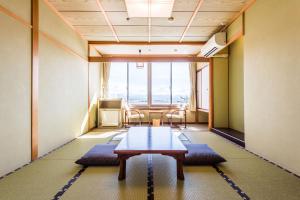 Ooedo Onsen Monogatari Nagayama - Onsen and Bathing Facilities