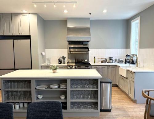 Outsite Chelsea - Room Types and Accommodations