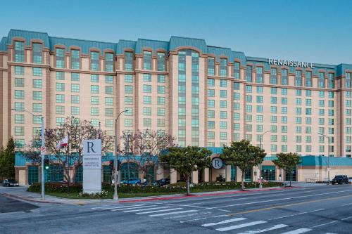 Renaissance Los Angeles Airport Hotel - Dining Options