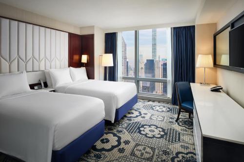 Residence Inn by Marriott New York Manhattan/Central Park - Luxurious Amenities