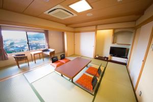 Seaside Hotel Taimaru Kaigetsu - Guest Experiences