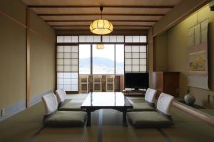 Tazuru - Dining and Culinary Offerings