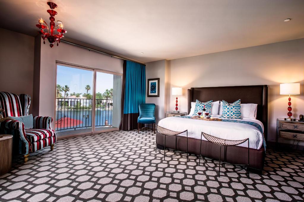 The Chateau at Lake La Quinta - Culinary Delights