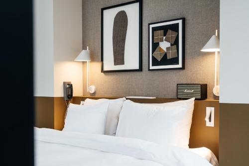 The Hunfeld - Room Features