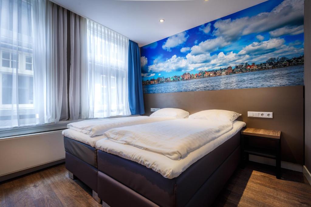 The Old Nickel Hotel Review