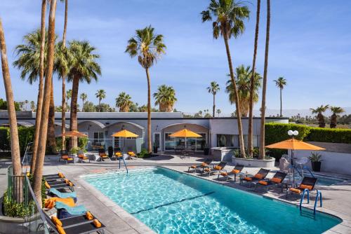 The Palm Springs Hotel - Room Amenities