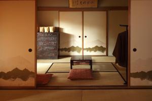 Tsuruya Ryokan - Guest Room Features