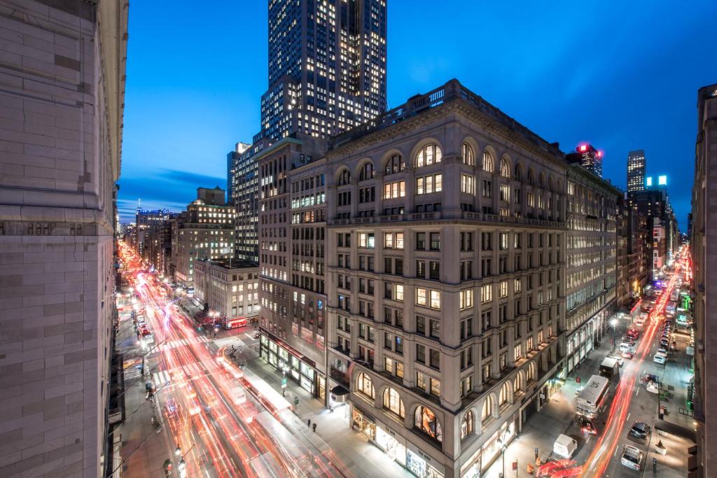 U Hotel Fifth Avenue, Empire State Building Review