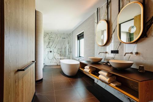 Van Der Valk Hotel Schiedam - Amenities and Facilities