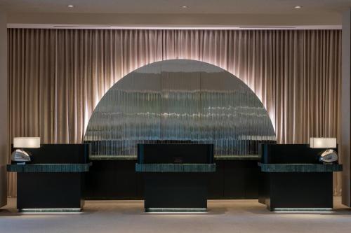 W Hollywood - Dining and Culinary Offerings