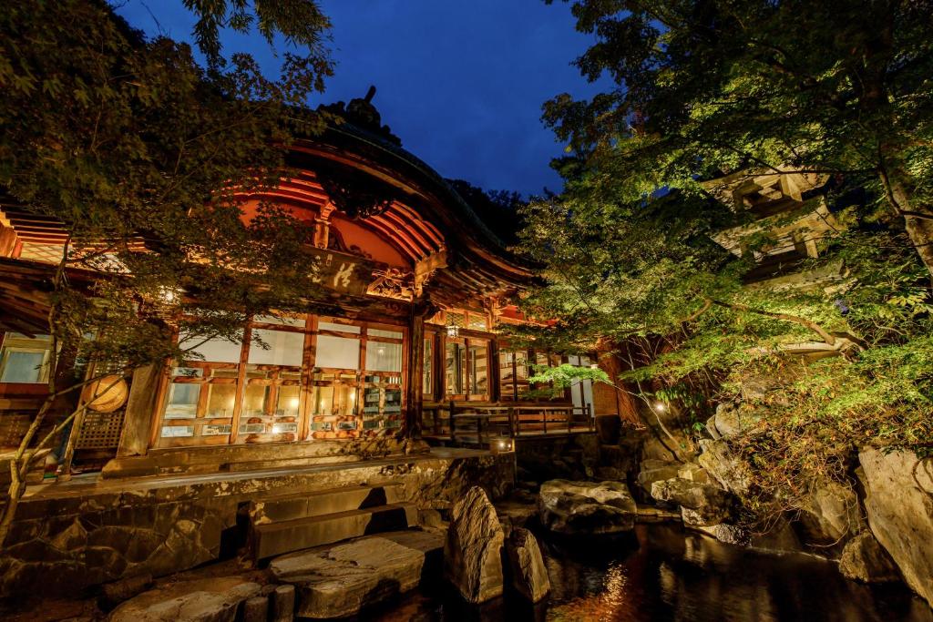 Yorozuya - Facilities and Amenities