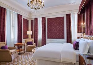 5th & 55th Residence Club - Convenient Location