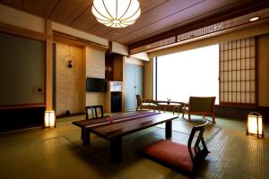 Aburaya Tousen - Dining Experiences