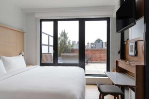 Arlo SoHo - Room Types and Features