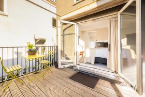 Boutique Hotel Gold And Silver - Check-in and Check-out