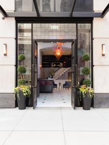 Broadway Plaza Hotel - Guest Reviews