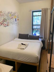 Chelsea Rooms NYC - Breakfast and Dining Preferences