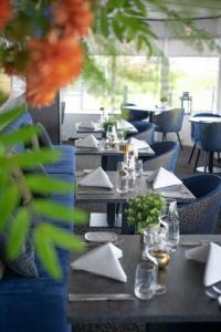 Churchill Hotel Terneuzen - Check-in and Check-out