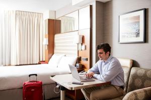 Club Quarters Hotel Grand Central, New York - Facilities and Services