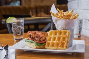 Doubletree By Hilton New York Times Square West - Amenities and Services