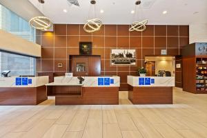 Doubletree by Hilton Whittier - Policies and Rates