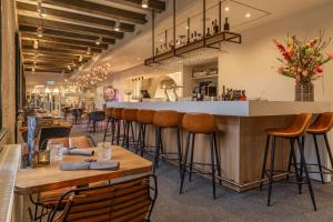 Education Hotel De Rooi Pannen Breda - Dining Options