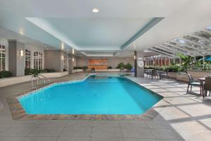 Embassy Suites by Hilton Anaheim North - Comfortable Guest Rooms