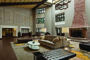 Embassy Suites by Hilton Napa Valley - Guest Experience