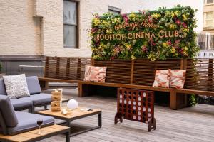 Embassy Suites By Hilton New York Manhattan Times Square - Diverse Room Options