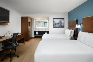 Four Points by Sheraton Anaheim - Room Types and Accessibility