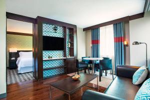 Four Points by Sheraton New York Downtown - Fitness and Wellness Facilities