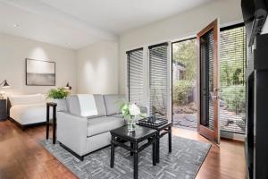Gaige House - Dining and Dining Experiences