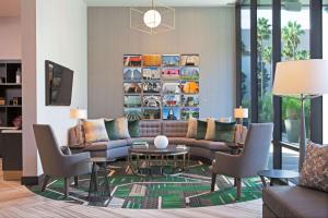 H Hotel Los Angeles, Curio Collection By Hilton - Recreational Facilities and Wellness