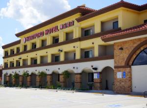 Hartford Hotel Best Western Signature Collection - Check-in and Check-out