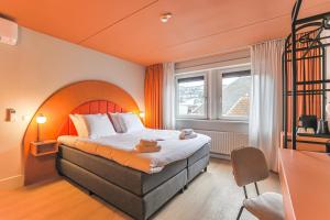 Hotel Halbert - Nearby Attractions and Accessibility