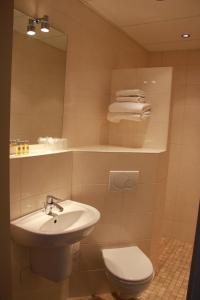 Hotel Hof Van Twente - Facilities and Amenities