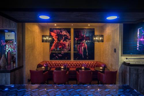 Hotel Sebastians - Facilities and Amenities