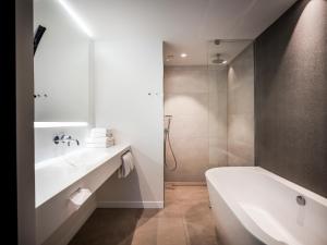 Hotel Van Der Valk Maastricht - Dining and Cuisine