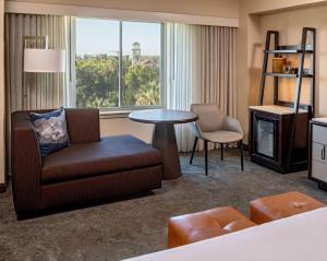 Hyatt Regency Sacramento - Policies for Families and Pets