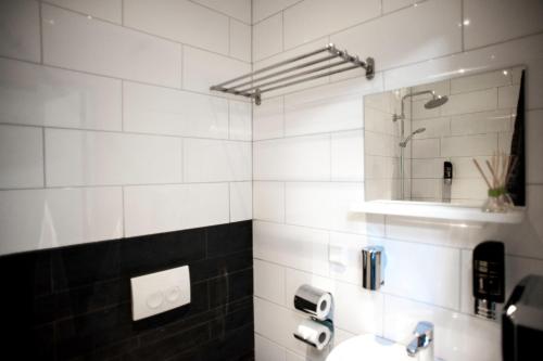 I Hotel - Hotel Services