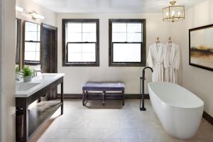 Kenwood Inn & Spa - Outdoor Experiences