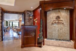 La Bellasera Hotel & Suites - Dining and Culinary Offerings
