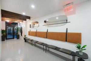 Luxe Studio With Charming Juliet Balcony - Facilities and Amenities